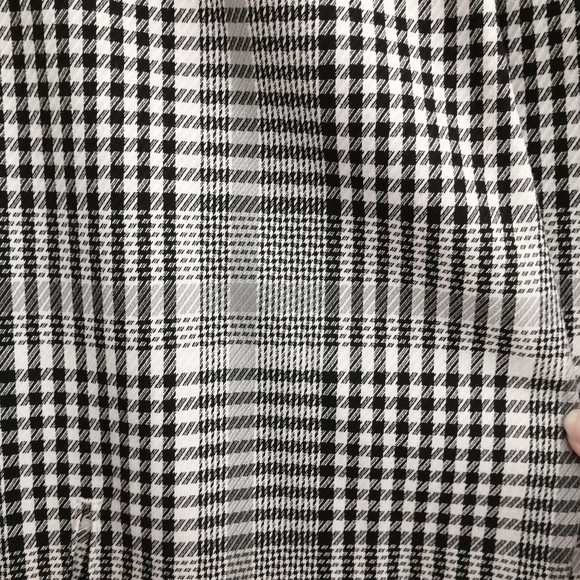 Aritzia Babaton Power Hip Blazer Black White Plaid Houndstooth Crepe 4 - Picture 16 of 17